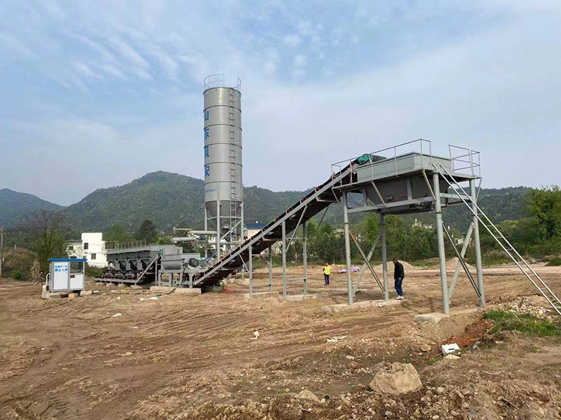 WDJ500型穩(wěn)定土拌和站配立式倉
